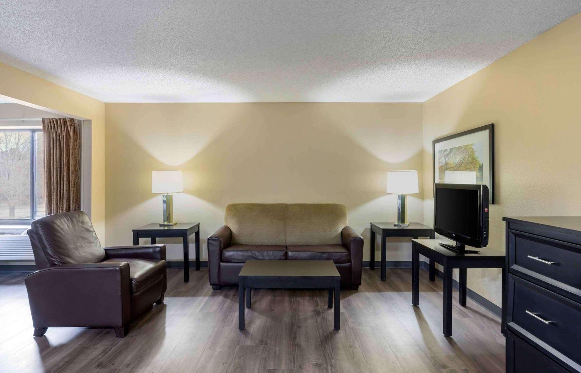 Extended Stay America Suites - Omaha - West Exterior foto
